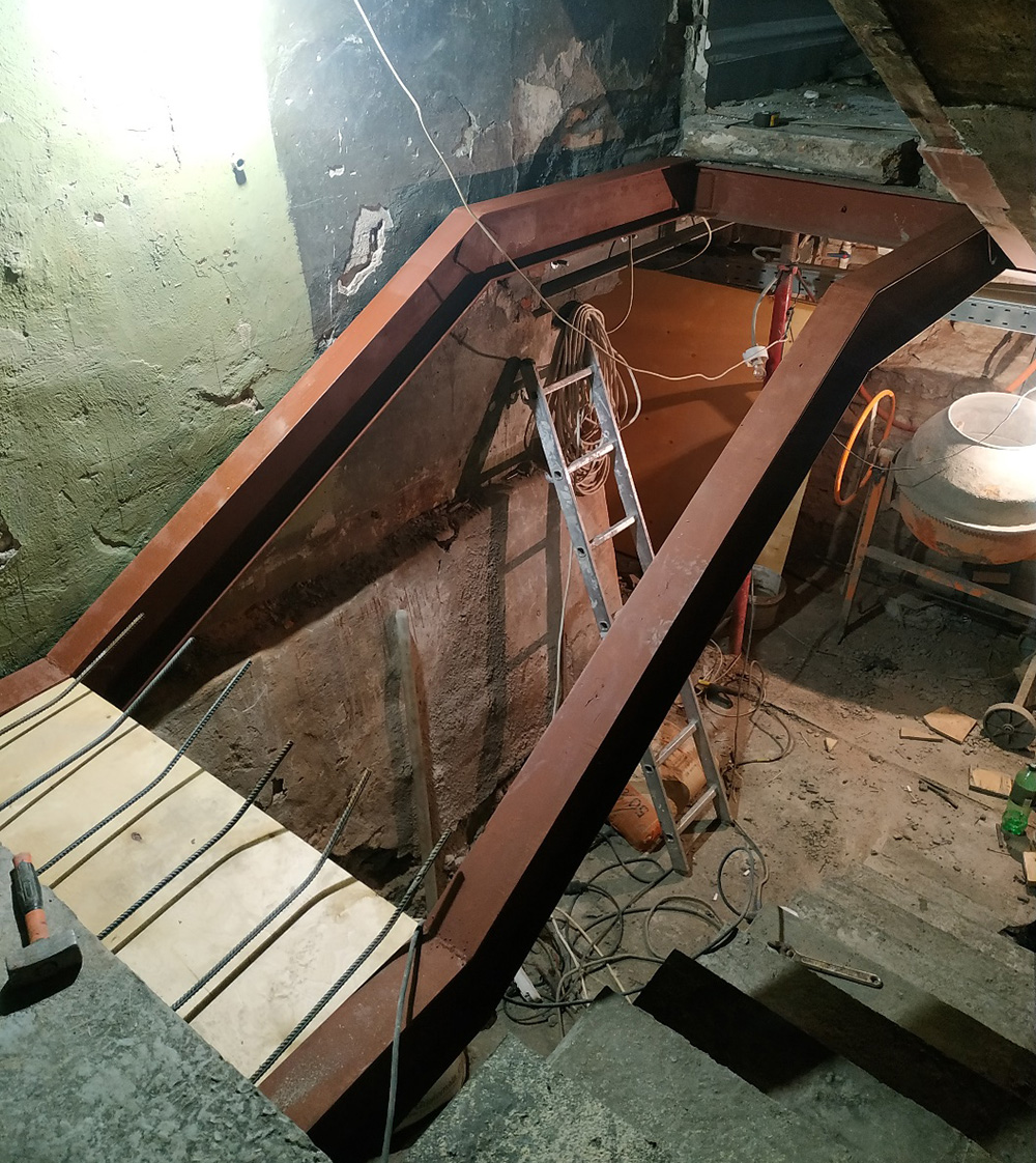 Устройство и ремонт лестниц